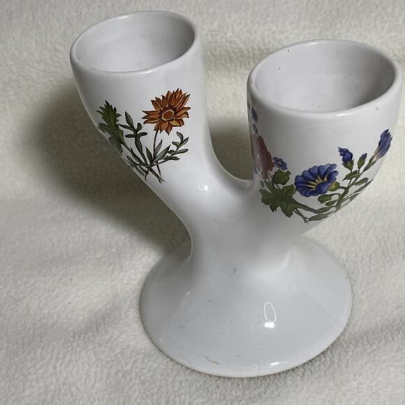 Ireland Two Holder Egg Cup, Multicolor Flowers - Picture 4 of 10
